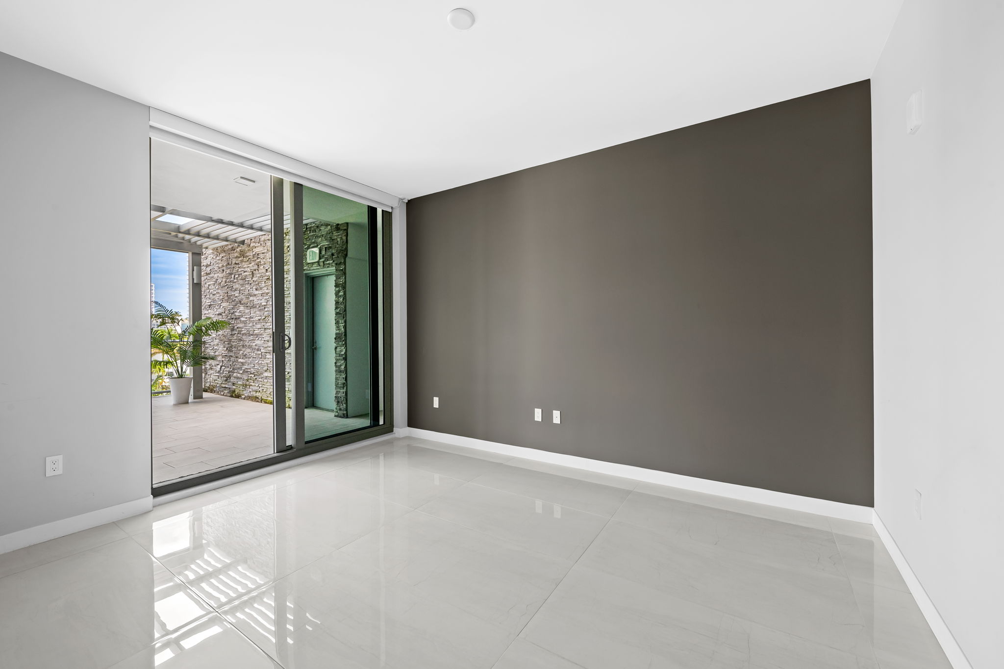  435 Bayshore Drive, Fort Lauderdale, FL, 33304 - 物件實景