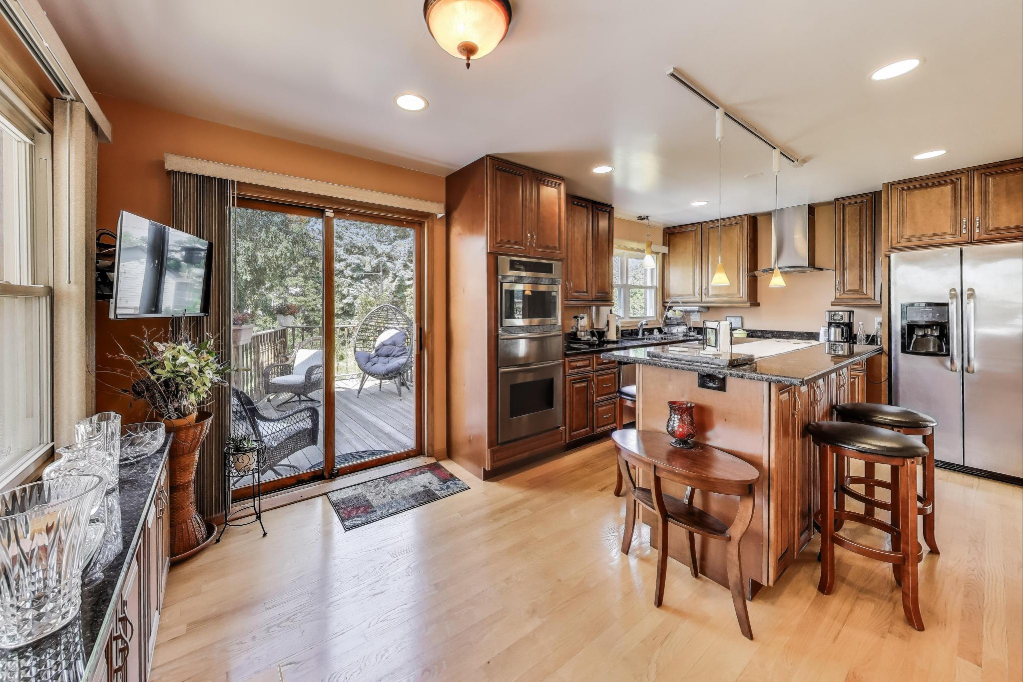 Harwood Heights, Illinois, 60706, United States, 2 Bedrooms Bedrooms, ,Residential,For Sale,1928738