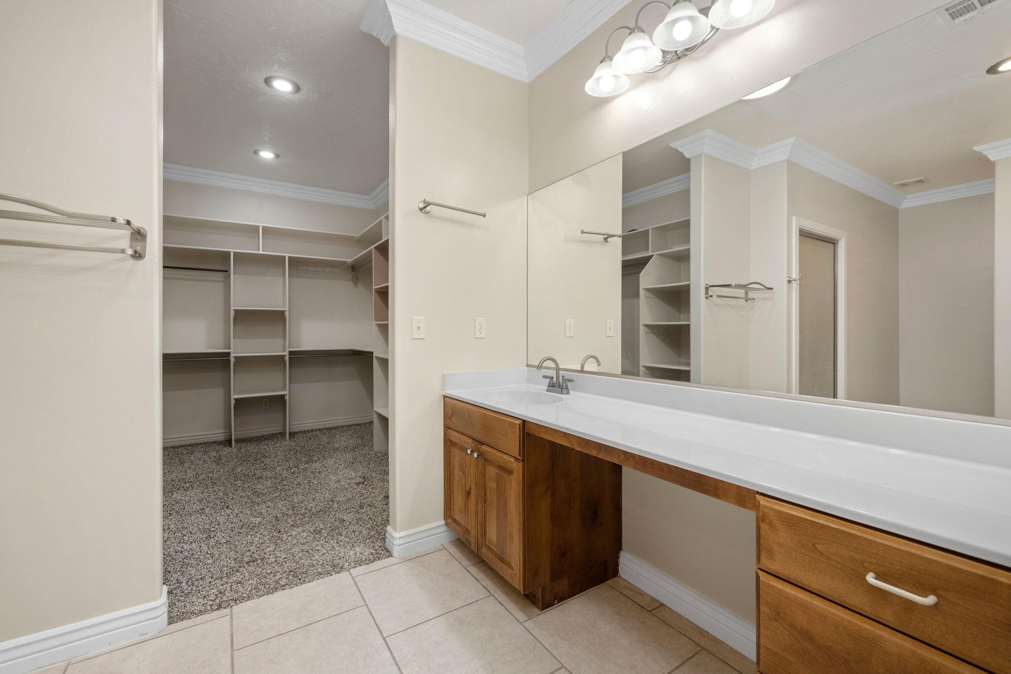Hurricane, Utah, 84737, United States, 2 Bedrooms Bedrooms, ,3 BathroomsBathrooms,Residential,For Sale,1842468