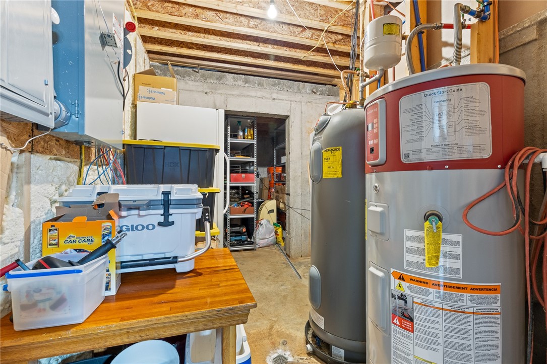 Dogpatch, Arkansas, 72648, United States, 3 Bedrooms Bedrooms, ,3 BathroomsBathrooms,Residential,For Sale,1958320