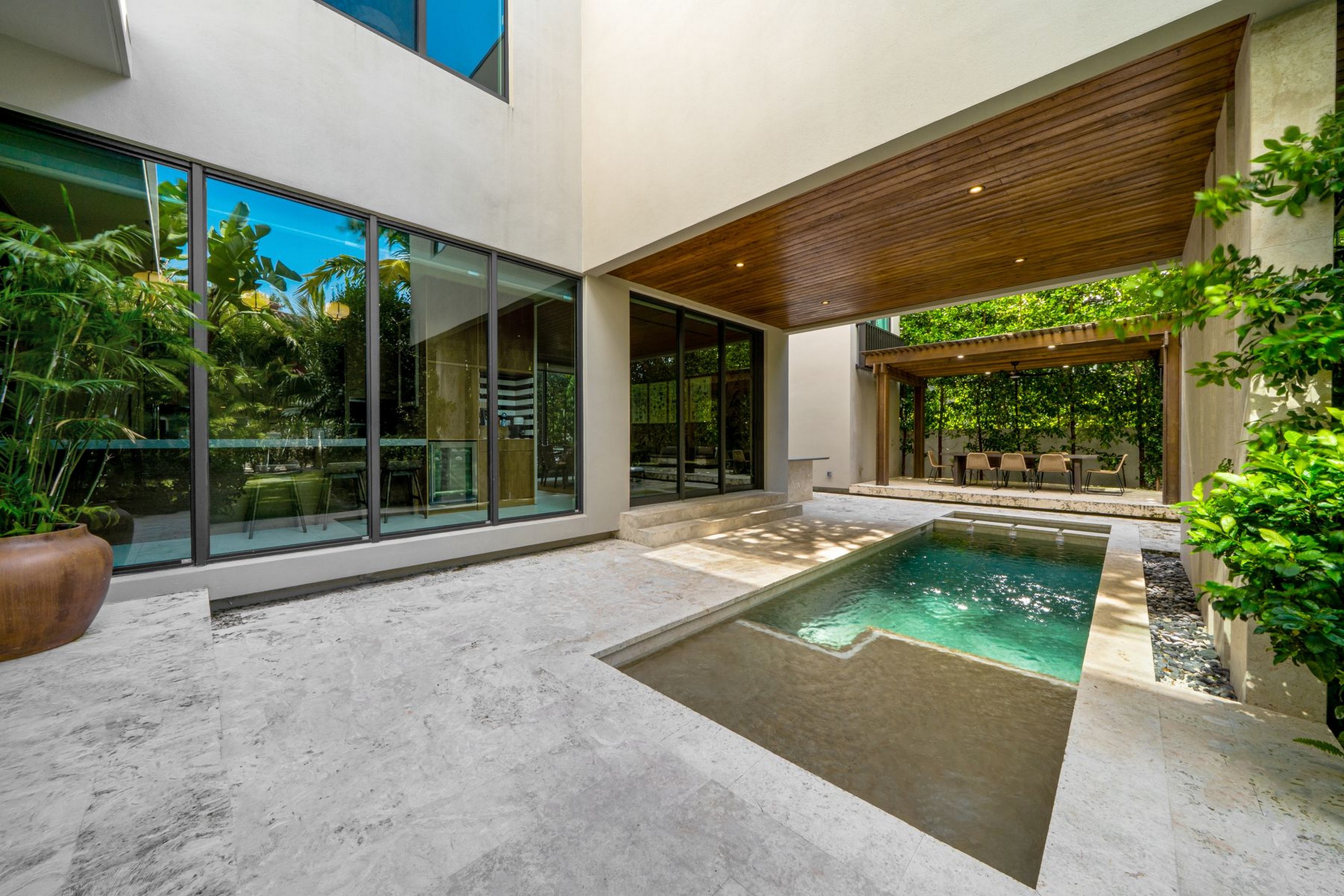  7851 SW 48th Pl, Miami, FL, 33143 - 物件實景