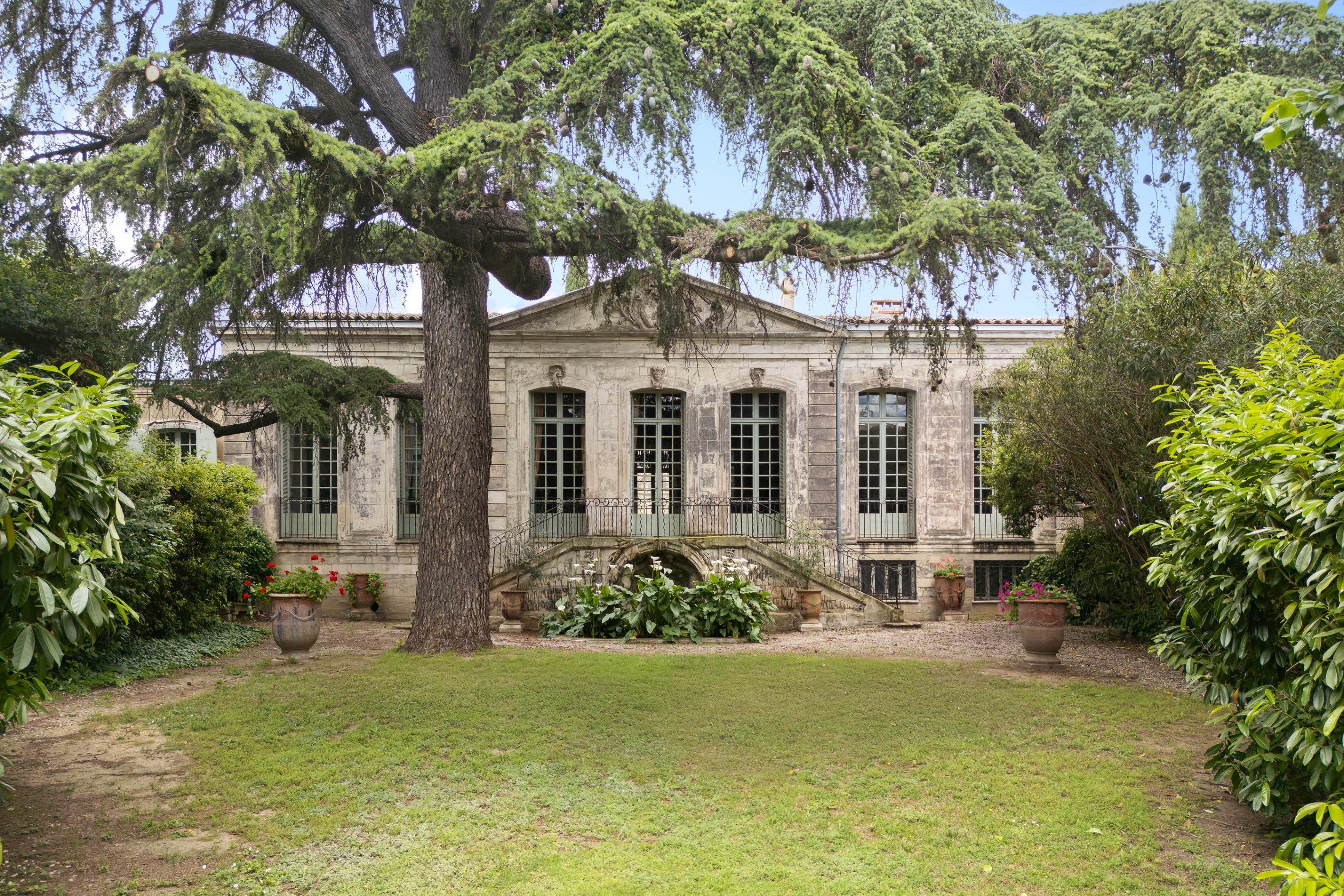  Montpellier City Center – Historic Townhouse with Garden and Outbuildings - 物件實景