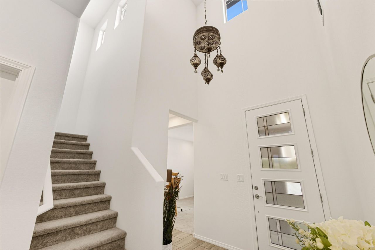 Albuquerque, New Mexico, 87120, United States, 5 Bedrooms Bedrooms, ,4 BathroomsBathrooms,Residential,For Sale,1957910