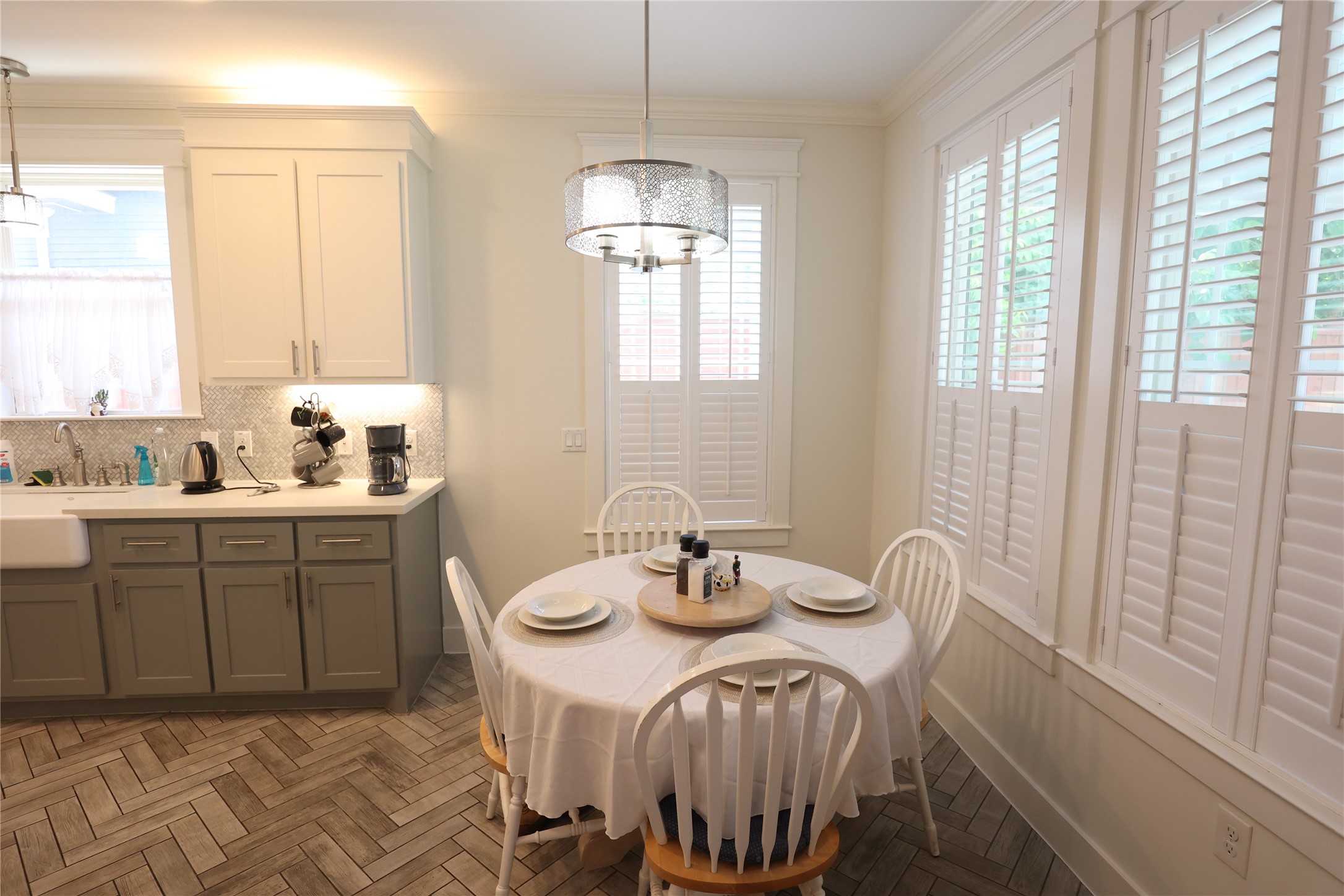 Houston, Texas, 77011, United States, 3 Bedrooms Bedrooms, ,2 BathroomsBathrooms,Residential,For Sale,1867410