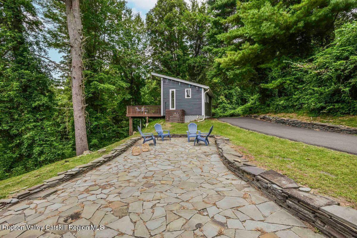 Woodstock, New York, 12498, United States, 4 Bedrooms Bedrooms, ,3 BathroomsBathrooms,Residential,For Sale,1991084