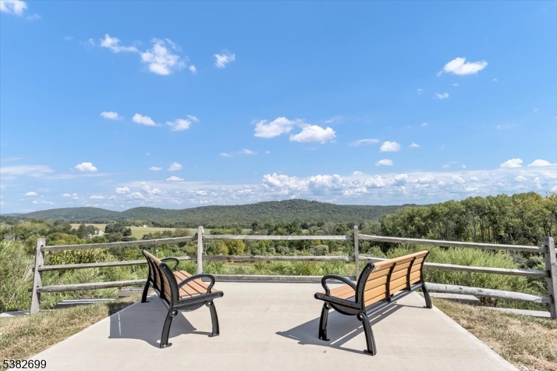 Mansfield Twp., New Jersey, 07865, United States, 2 Bedrooms Bedrooms, ,2 BathroomsBathrooms,Residential,For Sale,1938637