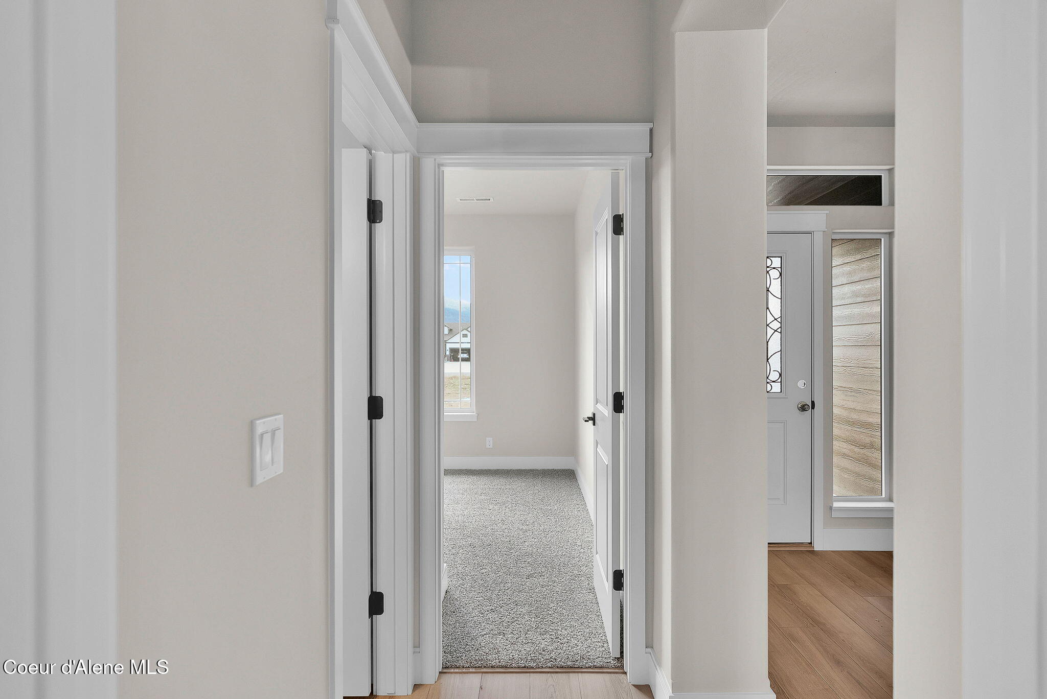 Rathdrum, Idaho, 83858, United States, 5 Bedrooms Bedrooms, ,1 BathroomBathrooms,Residential,For Sale,1989030