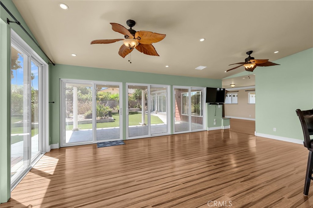 Jurupa Valley, California, 92509, United States, 3 Bedrooms Bedrooms, ,2 BathroomsBathrooms,Residential,For Sale,1939964