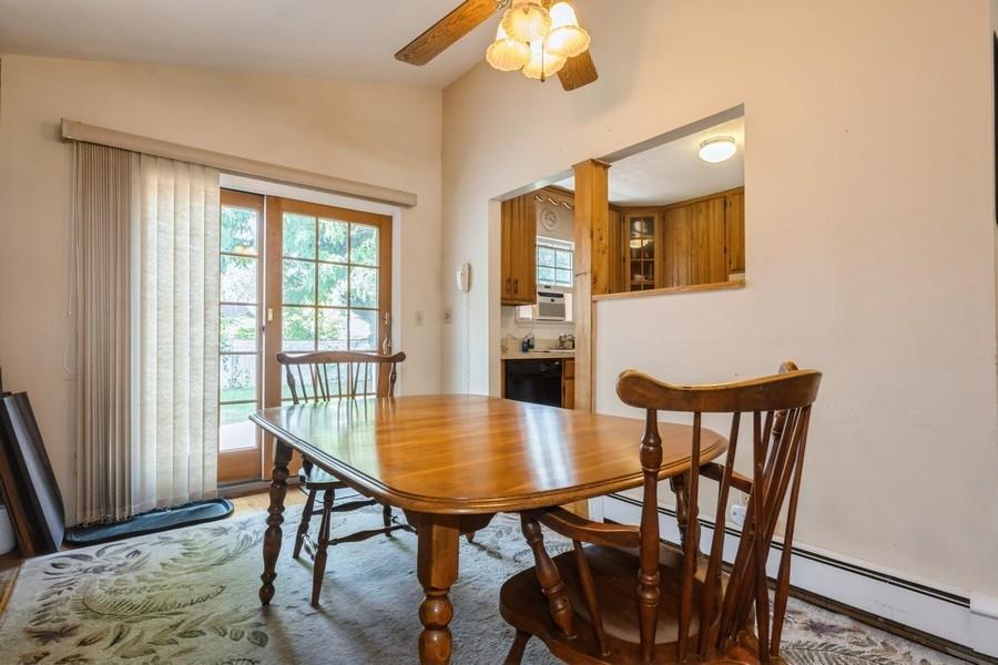 Lindenhurst, New York, 11757, United States, 4 Bedrooms Bedrooms, ,2 BathroomsBathrooms,Residential,For Sale,1906737