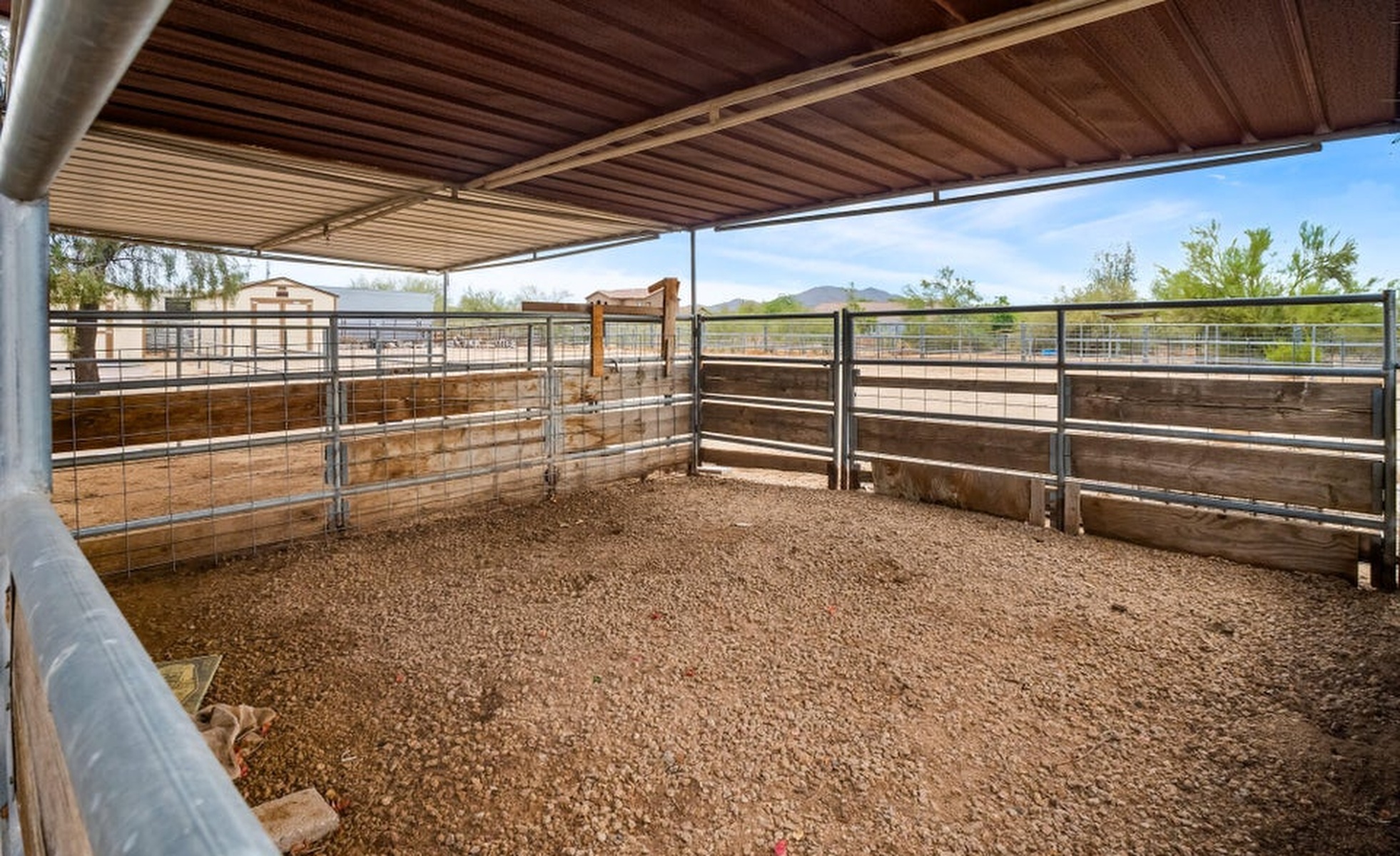  512 E Jordon Lane  Phoenix, AZ - 物件實景