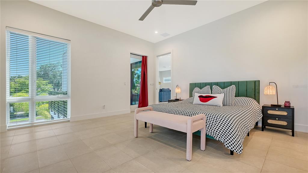 Sarasota, Florida, 34236, United States, 4 Bedrooms Bedrooms, ,4 BathroomsBathrooms,Residential,For Sale,1796766
