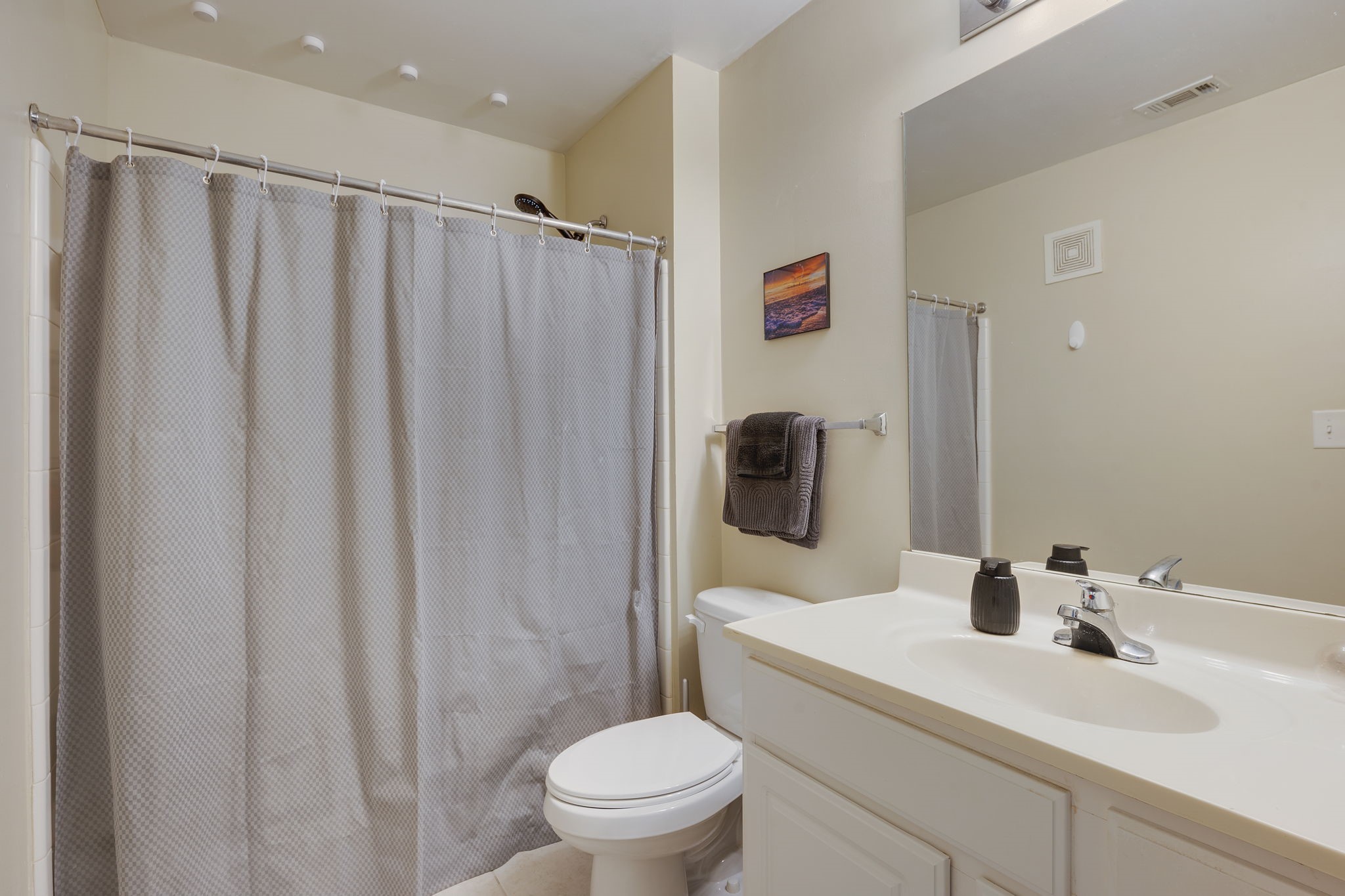  1725 Harvey Mitchell Parkway S #1814 - 物件實景