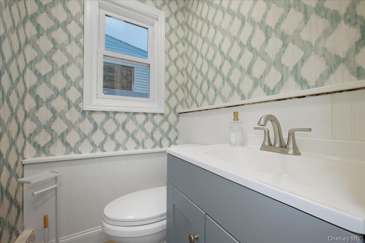 Merrick, New York, 11566, United States, 3 Bedrooms Bedrooms, ,3 BathroomsBathrooms,Residential,For Sale,1986518