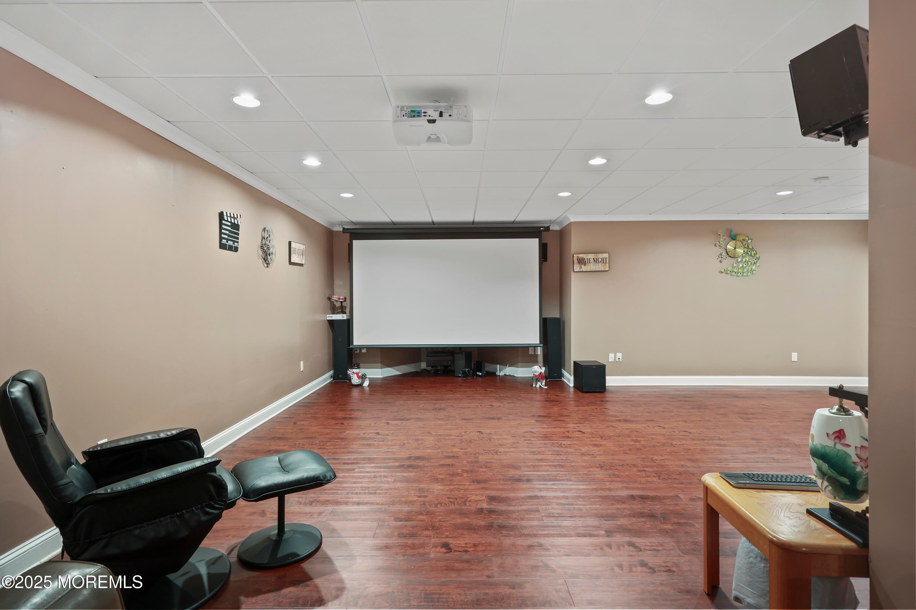 Freehold, New Jersey, 07728, United States, 5 Bedrooms Bedrooms, ,4 BathroomsBathrooms,Residential,For Sale,1983121