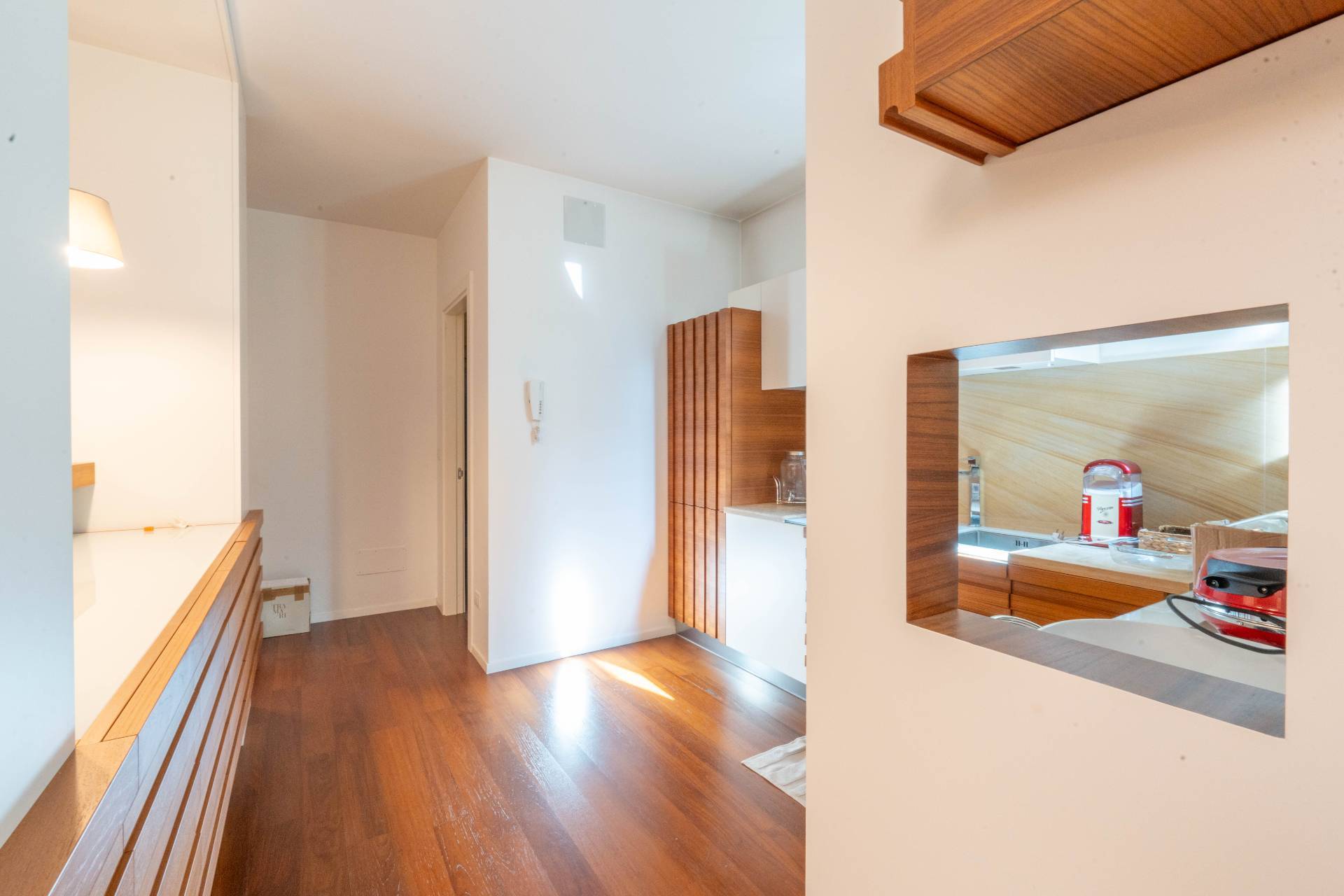 Corso Alcide De Gasperi, Bari, Bari, 70100, IT, 3 Bedrooms Bedrooms, ,4 BathroomsBathrooms,Residential,For Sale,Corso Alcide De Gasperi,1628155