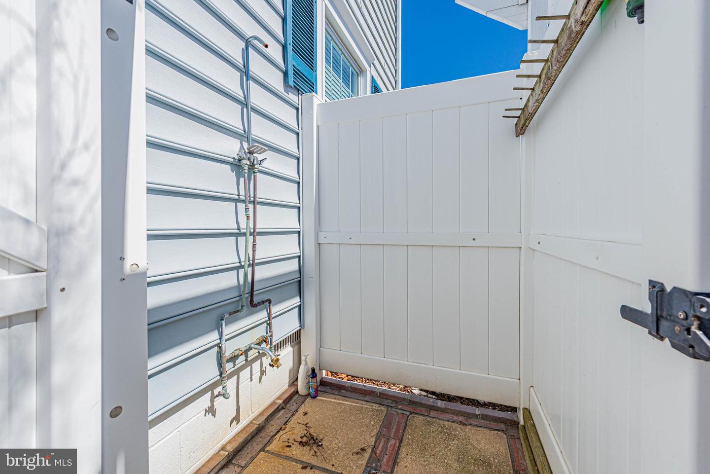 Ocean City, Maryland, 21842, United States, 4 Bedrooms Bedrooms, ,4 BathroomsBathrooms,Residential,For Sale,1745051