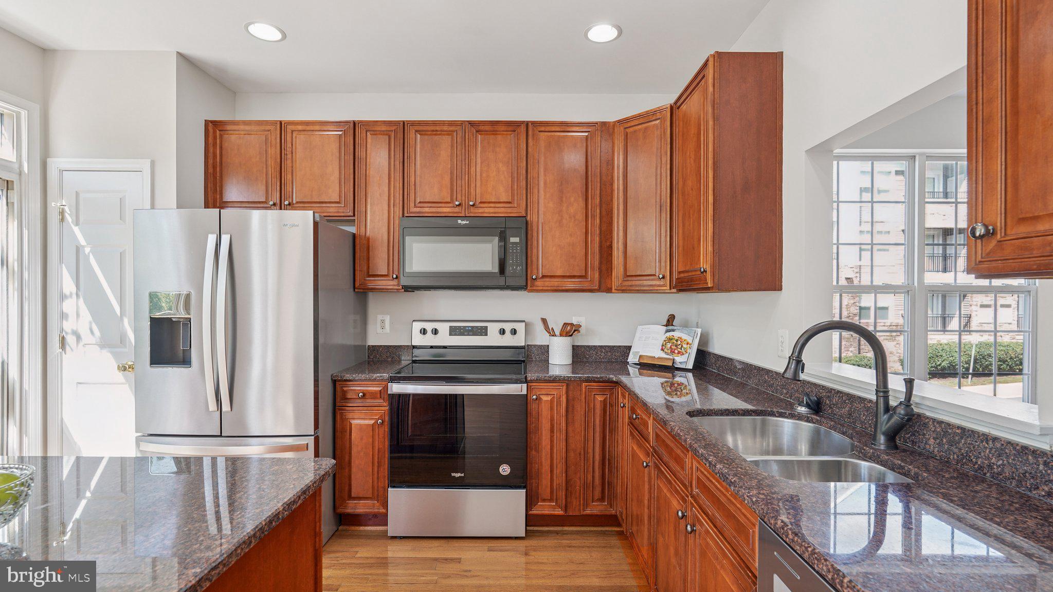 Woodbridge, Virginia, 22191, United States, 4 Bedrooms Bedrooms, ,4 BathroomsBathrooms,Residential,For Sale,1936881