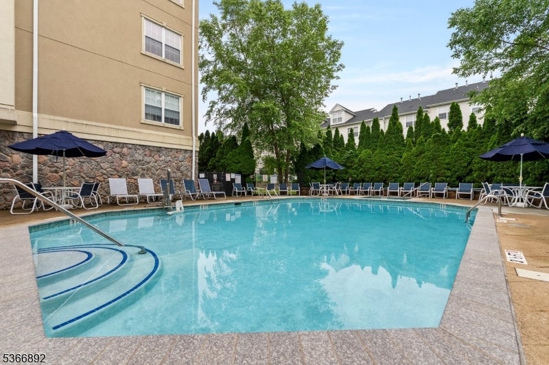Clifton City, New Jersey, 07013, United States, 2 Bedrooms Bedrooms, ,2 BathroomsBathrooms,Residential,For Sale,1870870