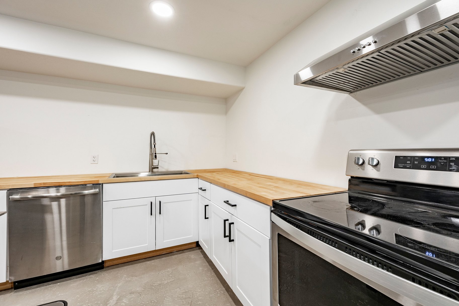  Rare Opportunity to Own a Well Kept Home in the Heart of Vineyard - 物件實景