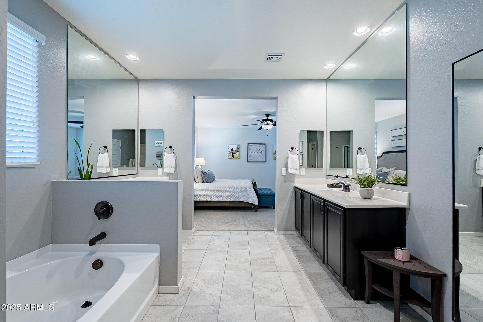 San Tan Valley, Arizona, 85140, United States, 4 Bedrooms Bedrooms, ,4 BathroomsBathrooms,Residential,For Sale,1970389