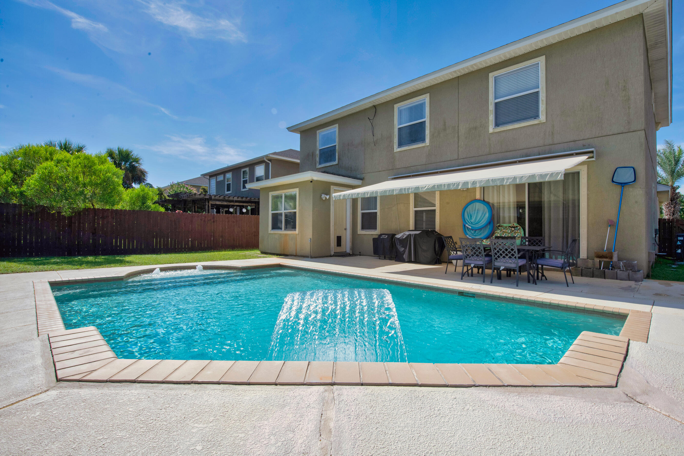 Mary Esther, Florida, 32569, United States, 5 Bedrooms Bedrooms, ,3 BathroomsBathrooms,Residential,For Sale,1940408