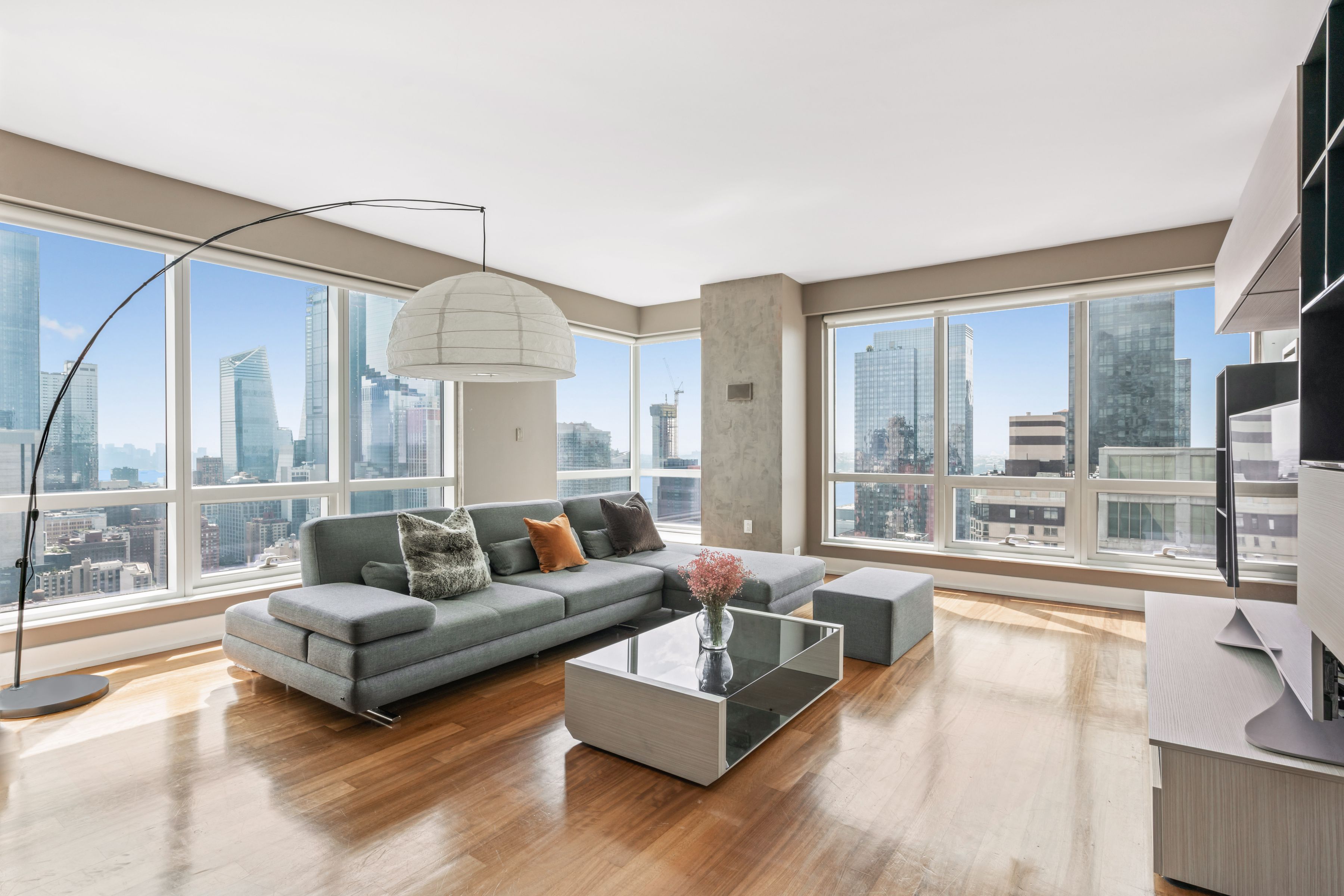  350 West 42nd Street - 物件實景