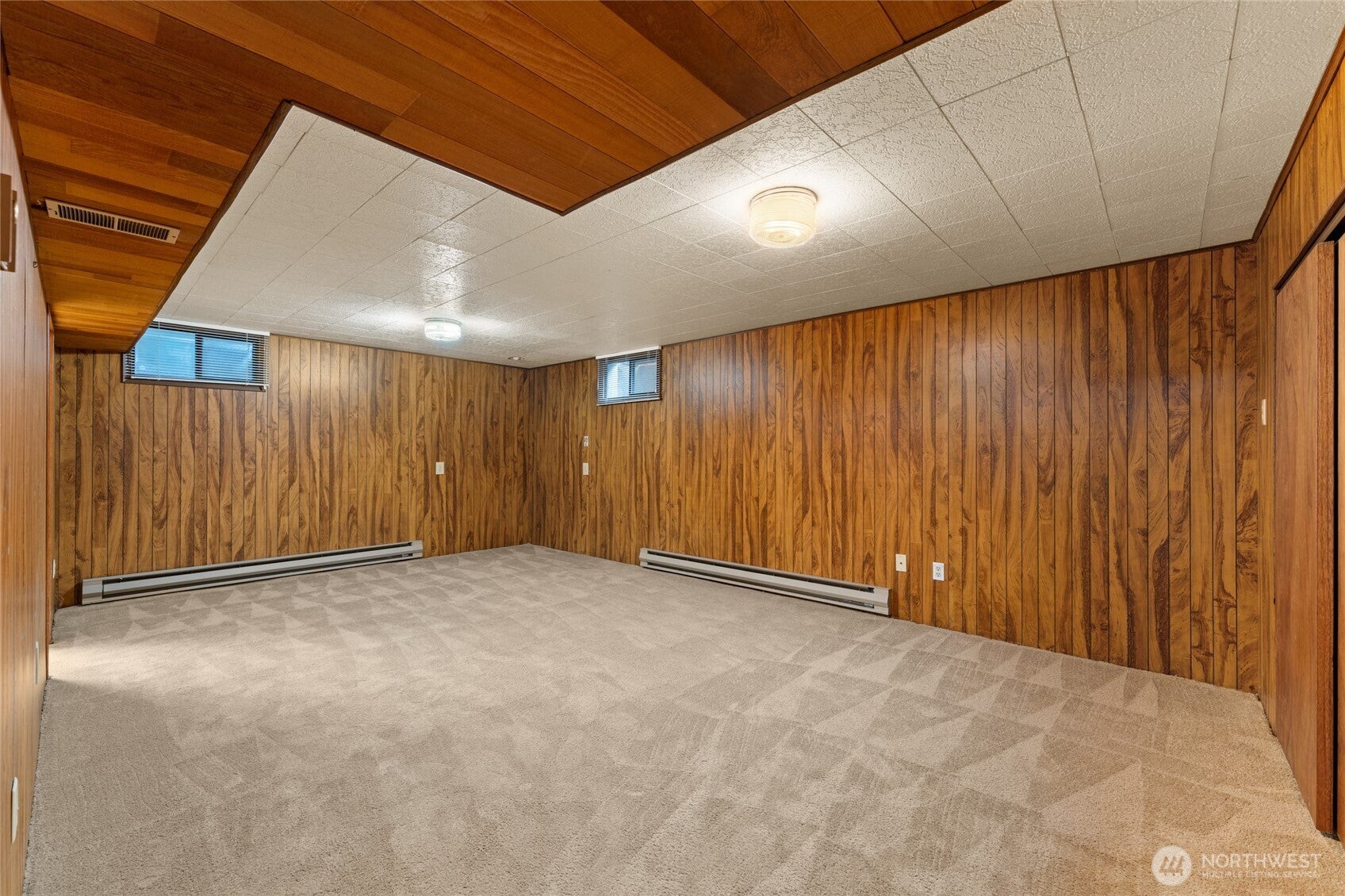 East Wenatchee, Washington, 98802, United States, 3 Bedrooms Bedrooms, ,Residential,For Sale,1908780