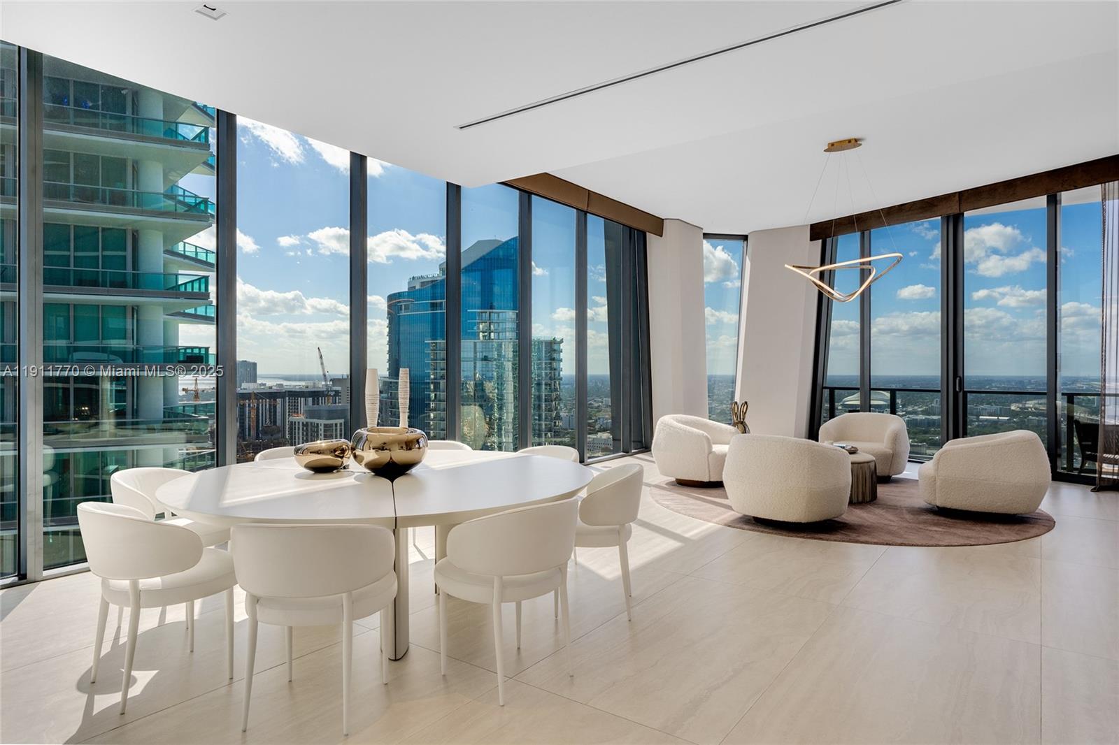 Miami, Florida, 33132, United States, 6 Bedrooms Bedrooms, ,7 BathroomsBathrooms,Residential,For Sale,1991375