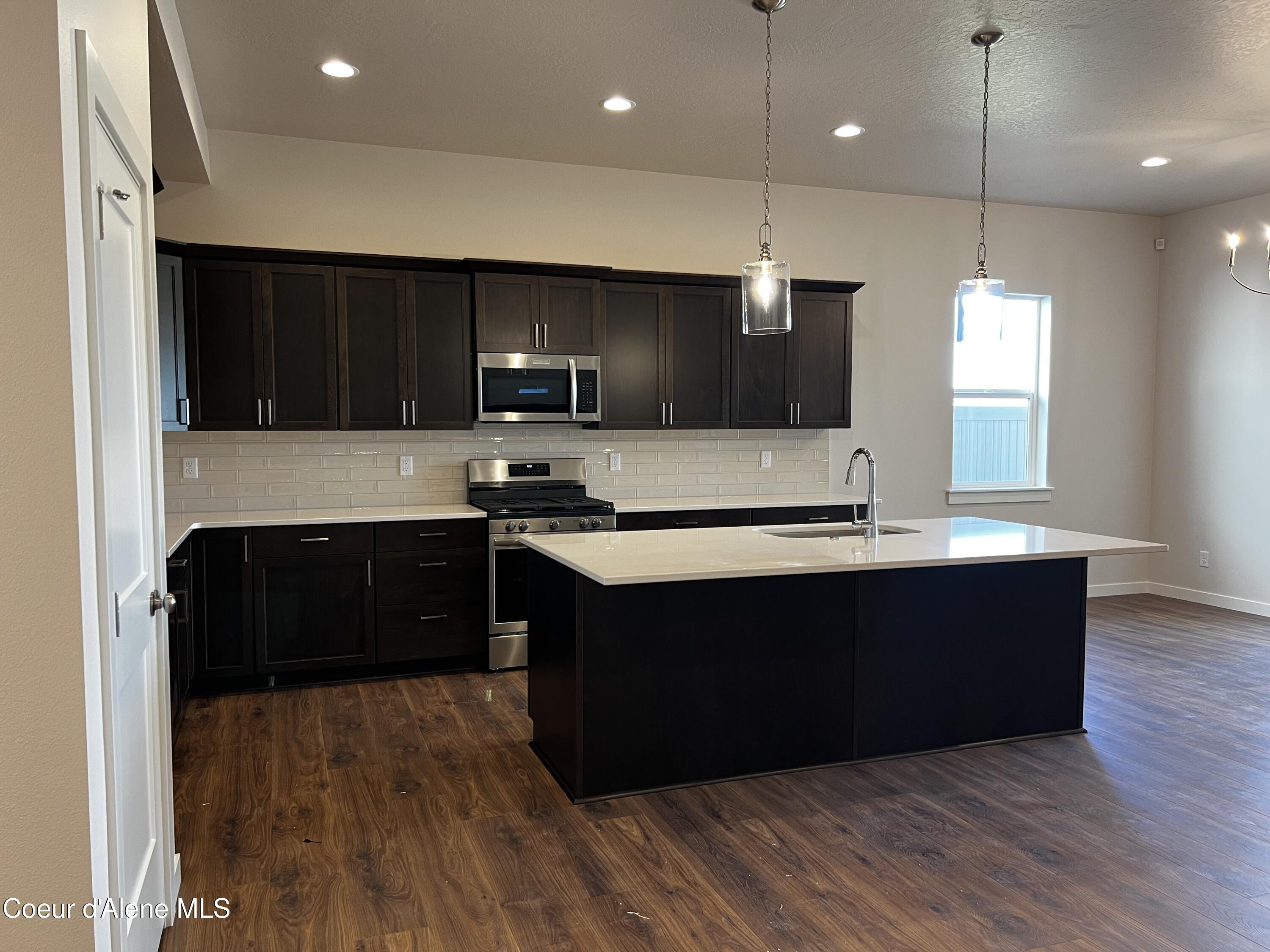 Post Falls, Idaho, 83854, United States, 4 Bedrooms Bedrooms, ,3 BathroomsBathrooms,Residential,For Sale,1920719