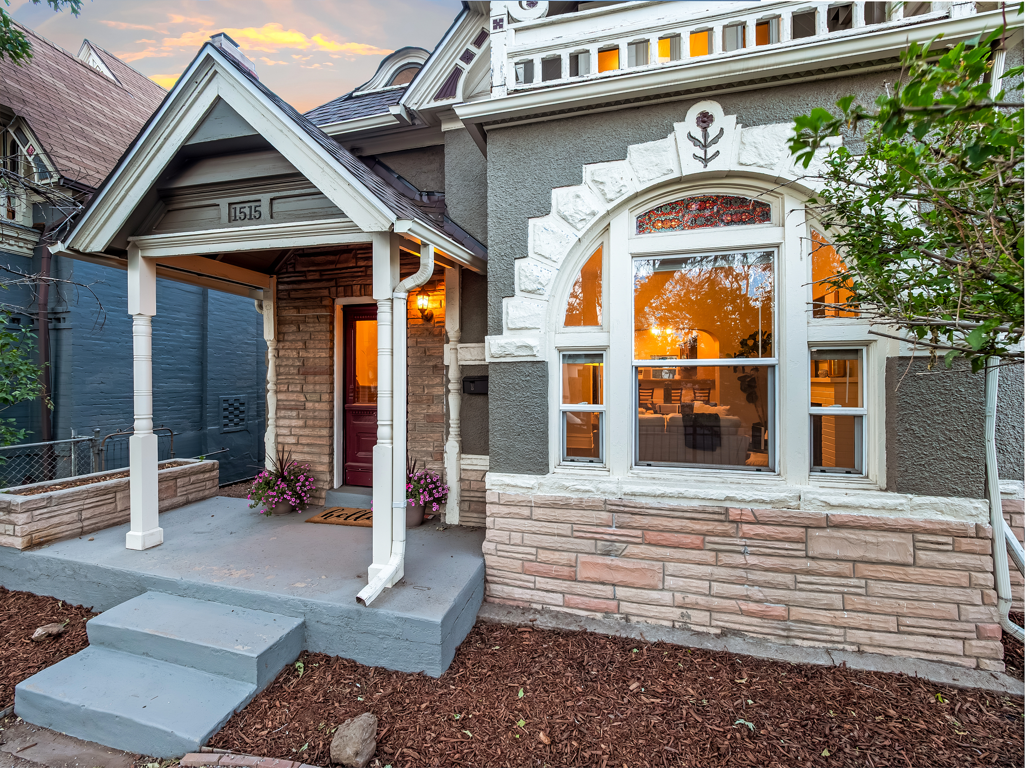  Step into this charming 1889 Victorian home - 物件實景