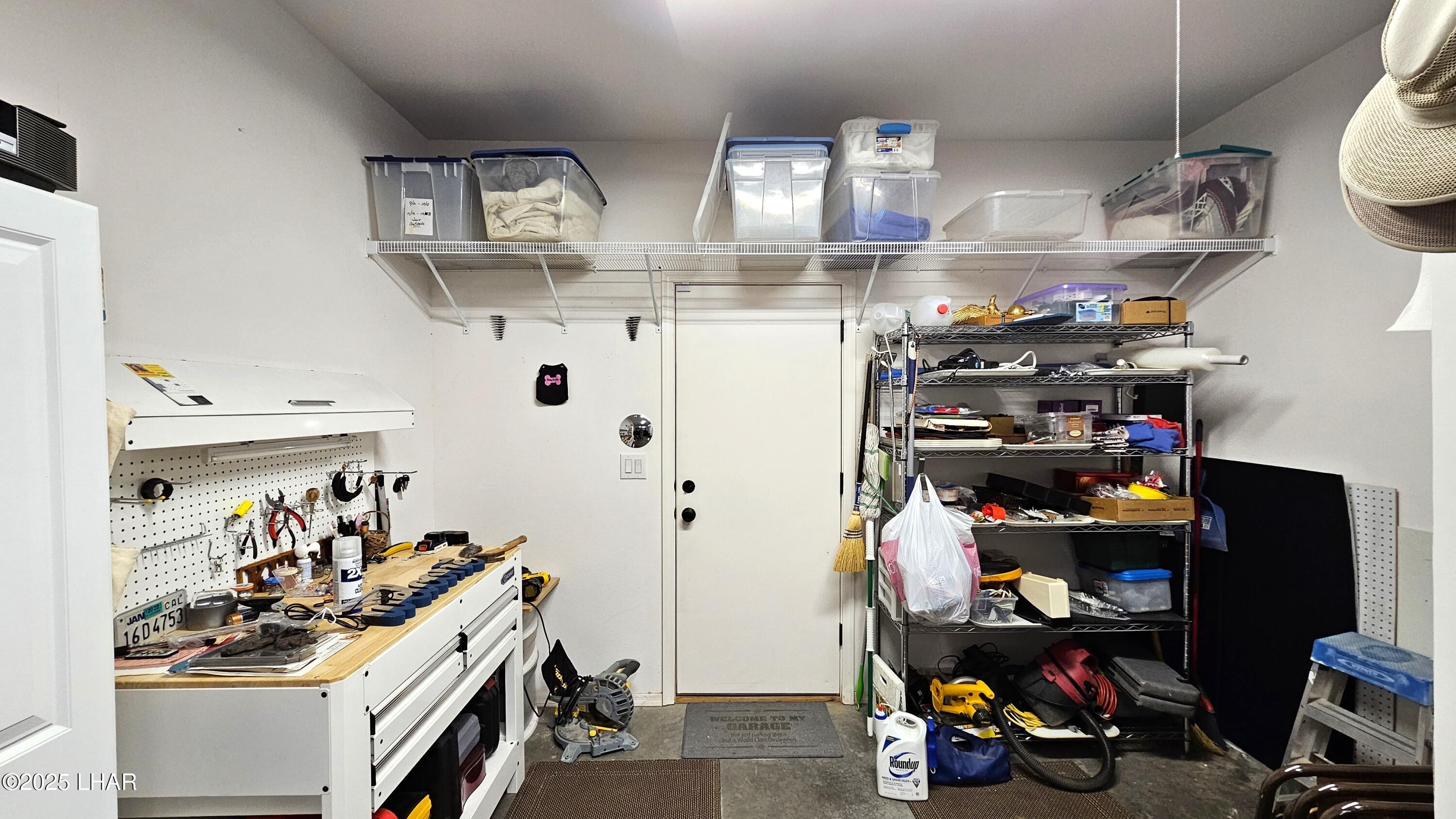 Lake Havasu City, Arizona, 86404, United States, 3 Bedrooms Bedrooms, ,2 BathroomsBathrooms,Residential,For Sale,1957391