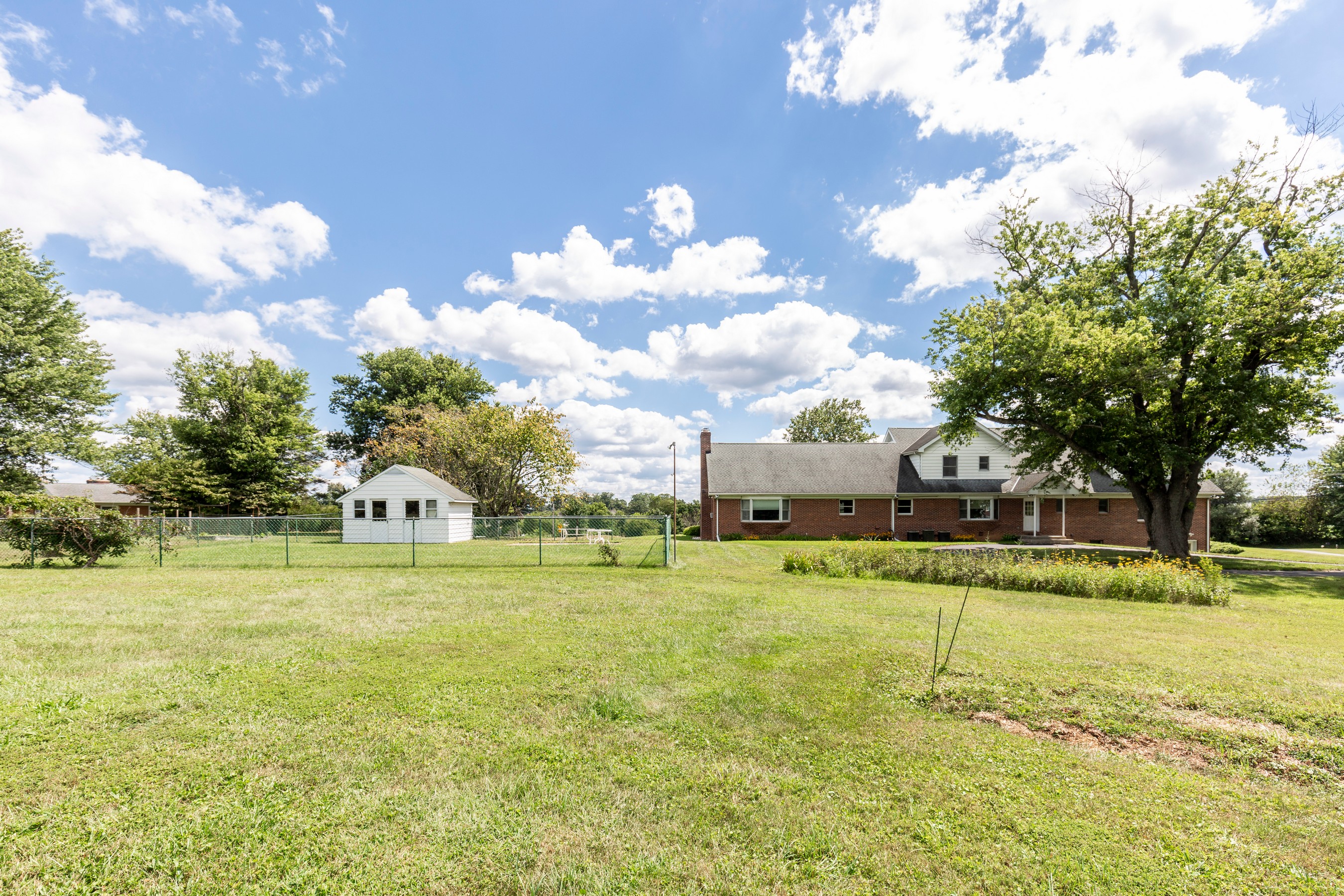  NONE AVAILABLE - 物件實景