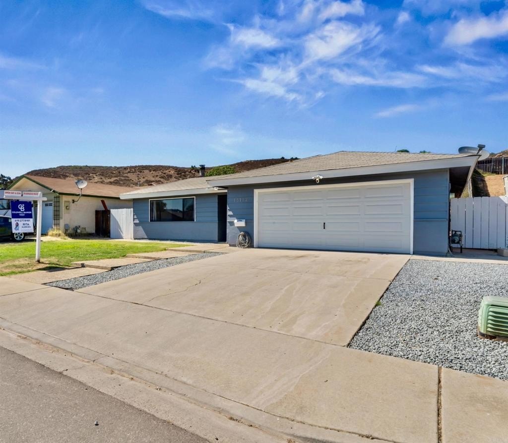 Lakeside, California, 92040, United States, 4 Bedrooms Bedrooms, ,2 BathroomsBathrooms,Residential,For Sale,1900967