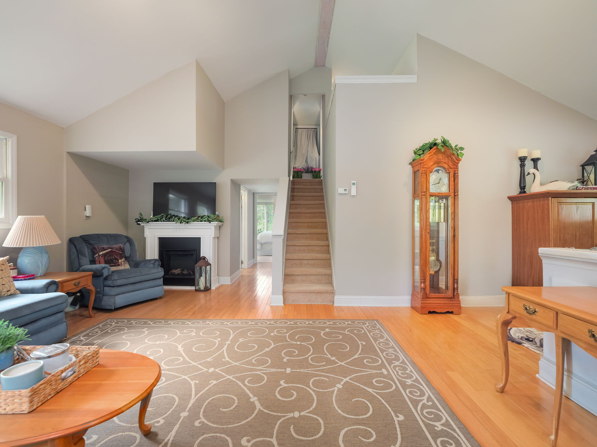 Frankford Twp, New Jersey, 07826, United States, 9 Bedrooms Bedrooms, ,2 BathroomsBathrooms,Residential,For Sale,1887211