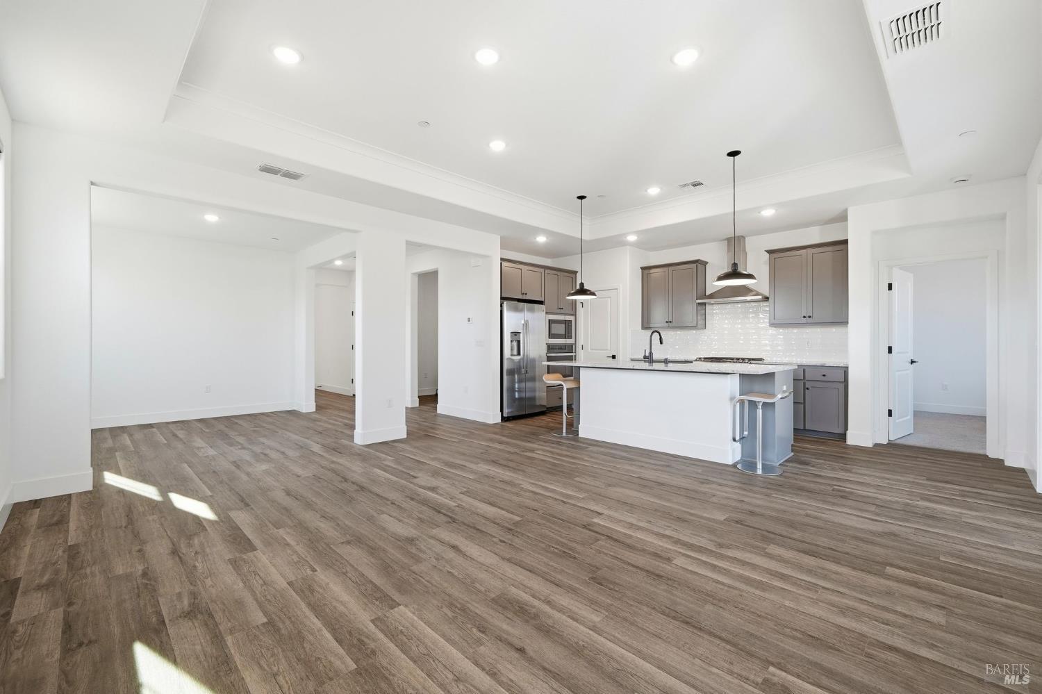 Dixon, California, 95620, United States, 2 Bedrooms Bedrooms, ,2 BathroomsBathrooms,Residential,For Sale,2005407