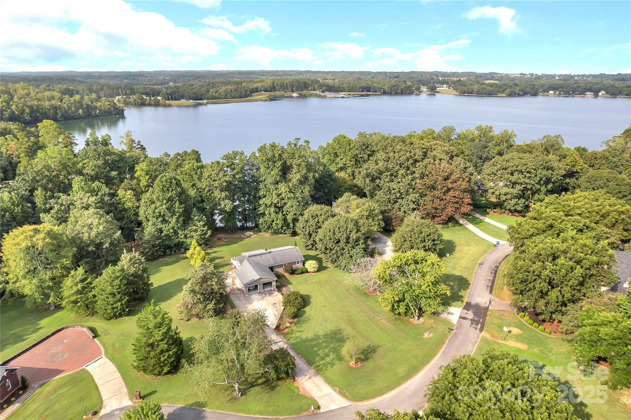 Kings Mountain, North Carolina, 28086, United States, 3 Bedrooms Bedrooms, ,3 BathroomsBathrooms,Residential,For Sale,1941598