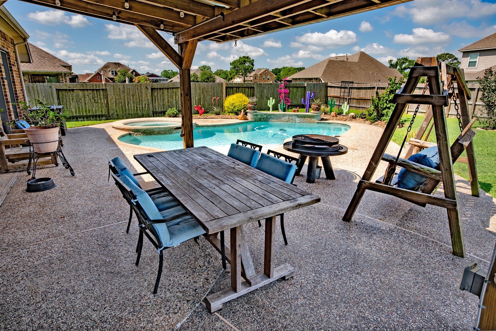 Angleton, Texas, 77515, United States, 4 Bedrooms Bedrooms, ,2 BathroomsBathrooms,Residential,For Sale,2049018