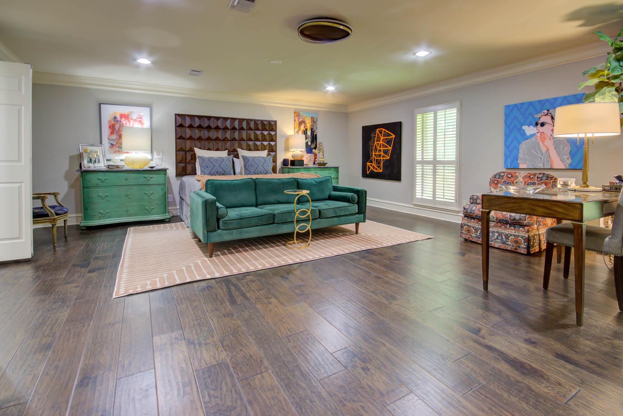 Texarkana, Texas, 75503, United States, 3 Bedrooms Bedrooms, ,4 BathroomsBathrooms,Residential,For Sale,1887104