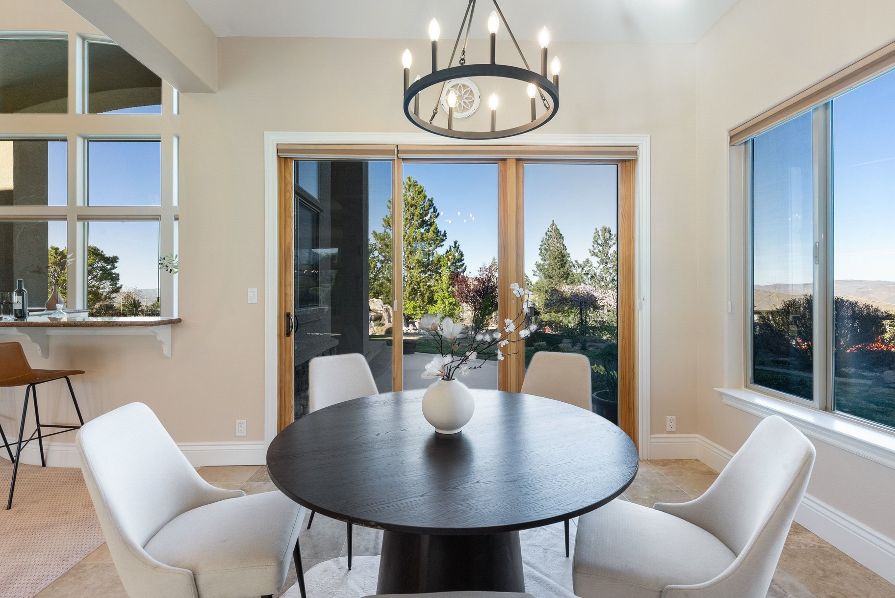  Private Mountain Estate with Elevated Views - 物件實景