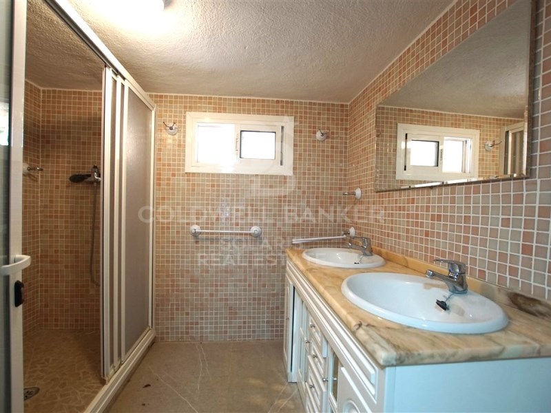 Alicante, J?vea / X?bia, Cap Mart? - Pinomar, Cap, Jávea / Xàbia, Comunidad Valenciana, ES, 6 Bedrooms Bedrooms, ,4 BathroomsBathrooms,Residential,For Sale,Alicante, J?vea / X?bia, Cap Mart? - Pinomar, Cap ,1488222