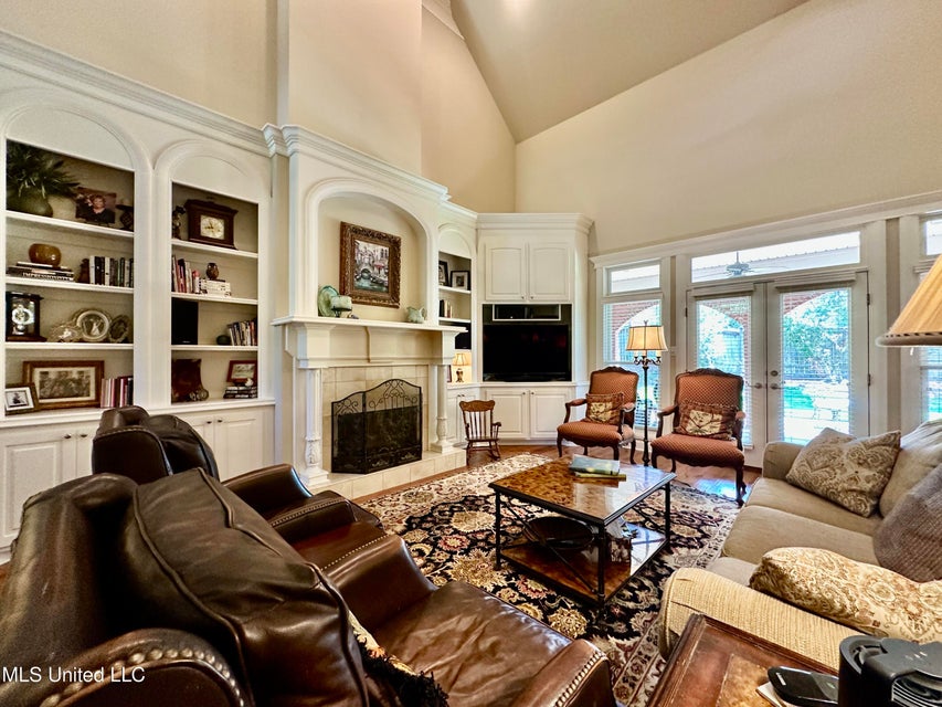 Clinton, Mississippi, 39056, United States, 5 Bedrooms Bedrooms, ,3 BathroomsBathrooms,Residential,For Sale,1904228