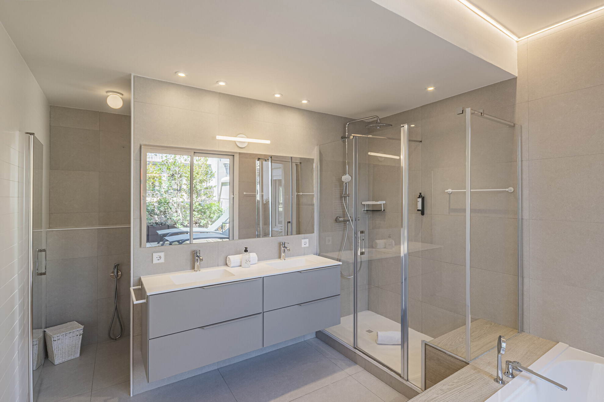  Impressive Duplex Penthouse with 80m2 terraces in the center of Galvany - 物件實景