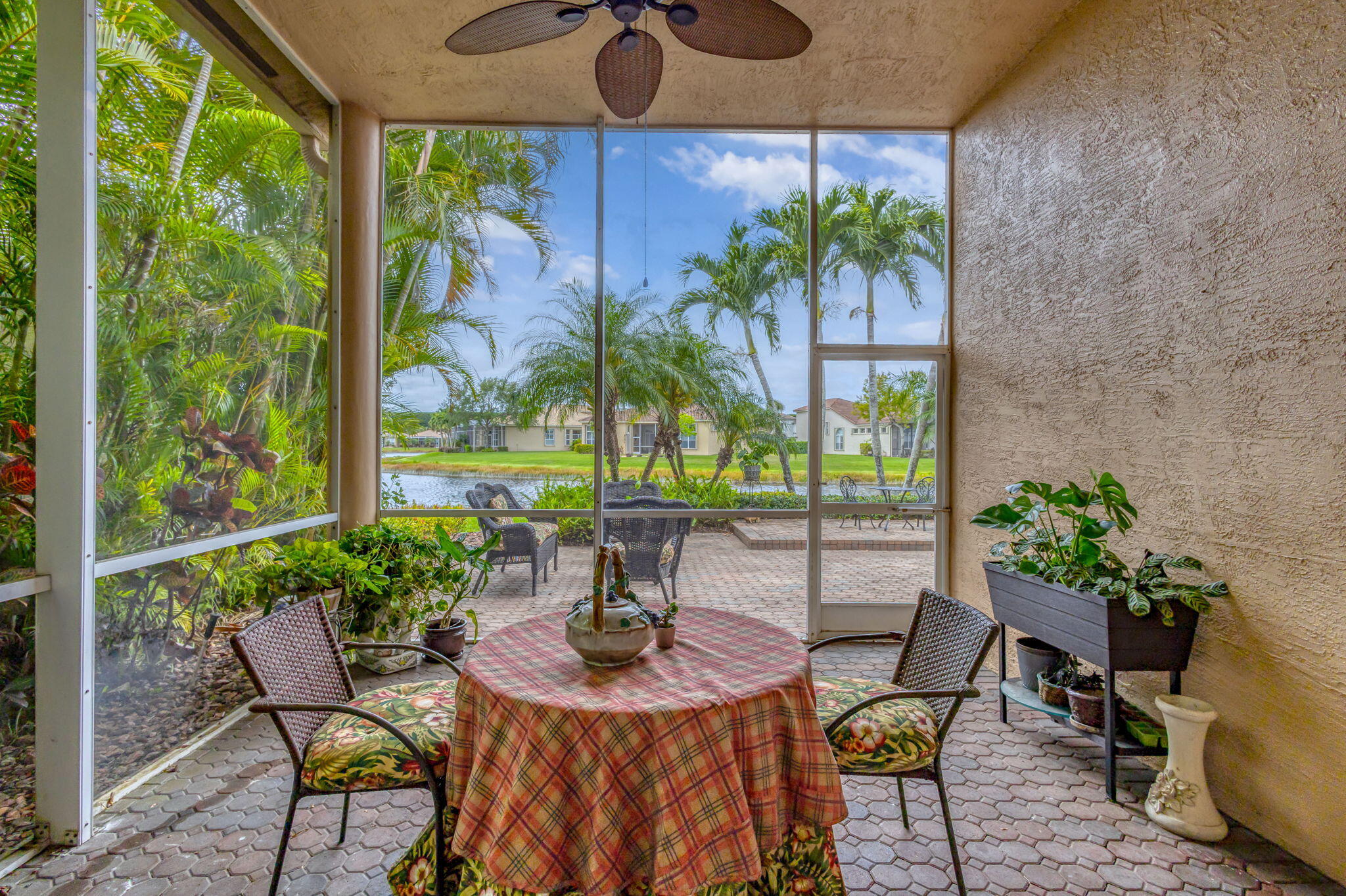Wellington, Florida, 33411, United States, 2 Bedrooms Bedrooms, ,2 BathroomsBathrooms,Residential,For Sale,1807724