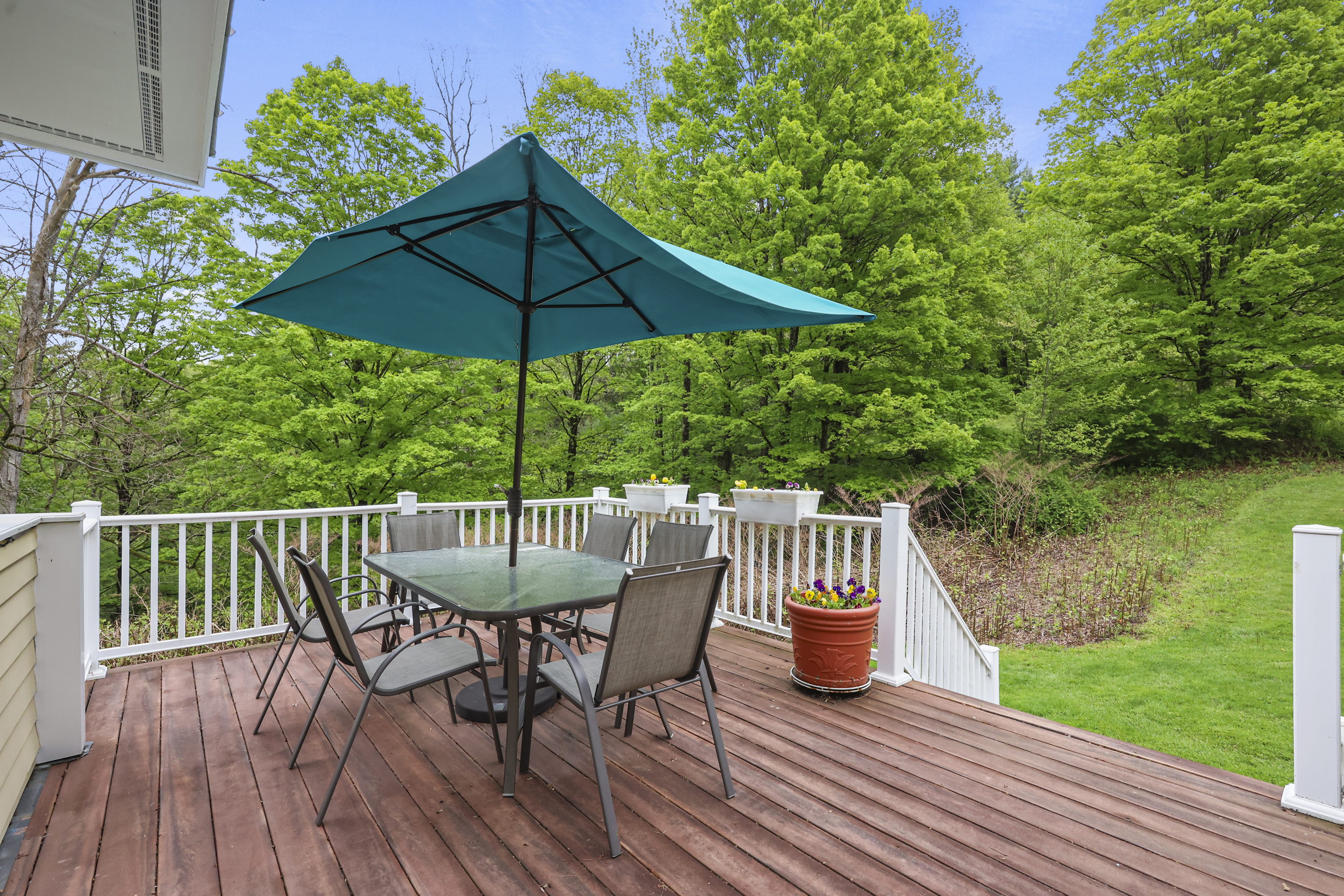  Immaculate & Accessible Cape with Convenient Access to the Best of the Berkshire - 物件實景