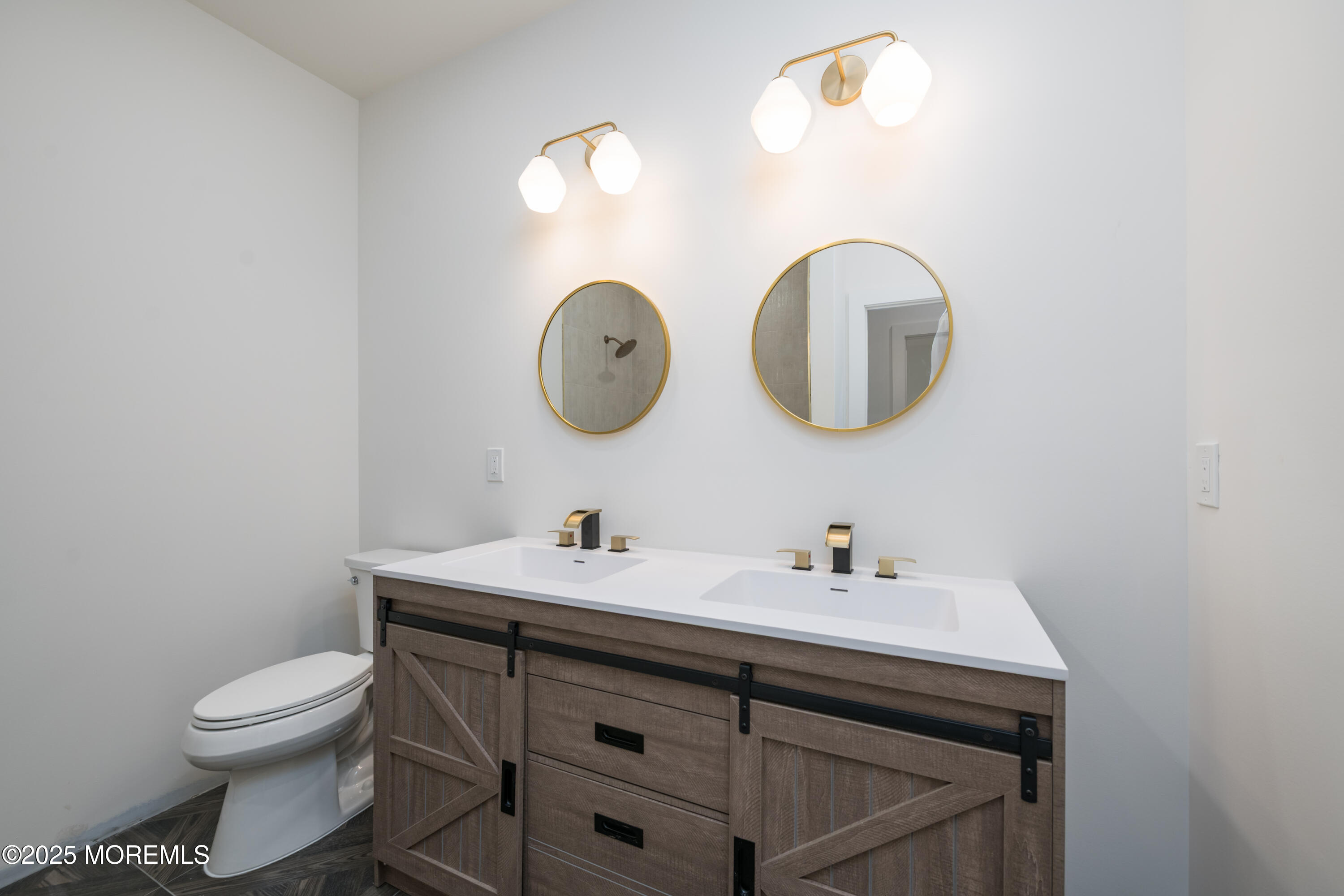 Edison, New Jersey, 08817, United States, 5 Bedrooms Bedrooms, ,4 BathroomsBathrooms,Residential,For Sale,2001489