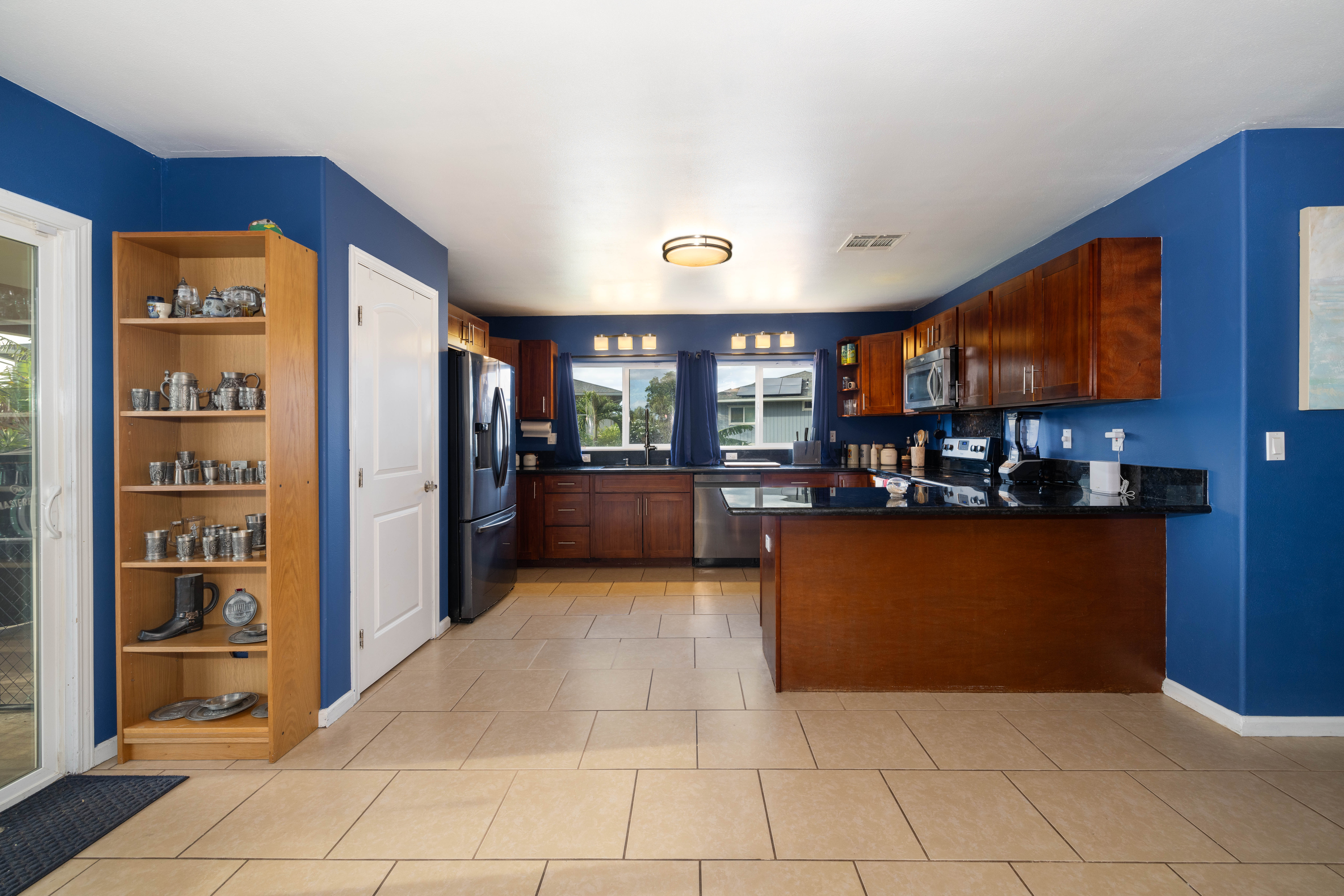 Waianae, Hawaii, 96792, United States, 4 Bedrooms Bedrooms, ,3 BathroomsBathrooms,Residential,For Sale,1992344