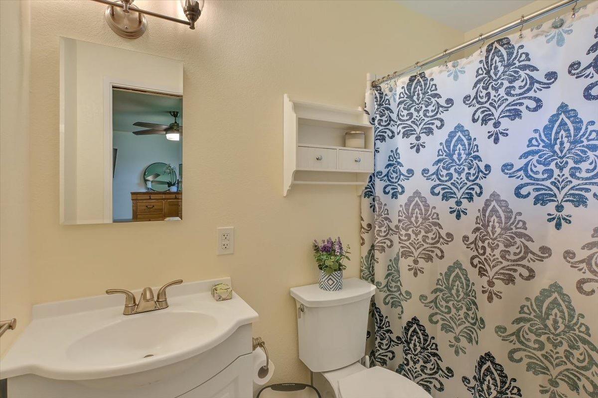 Orangevale, California, 95662, United States, 4 Bedrooms Bedrooms, ,2 BathroomsBathrooms,Residential,For Sale,1795396
