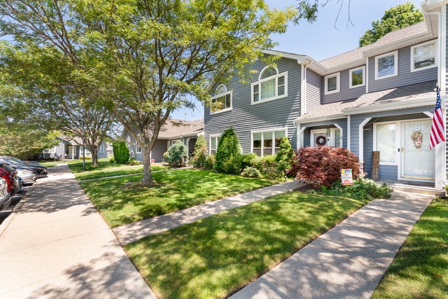 Middle Island, New York, 11953, United States, 3 Bedrooms Bedrooms, ,3 BathroomsBathrooms,Residential,For Sale,1918014