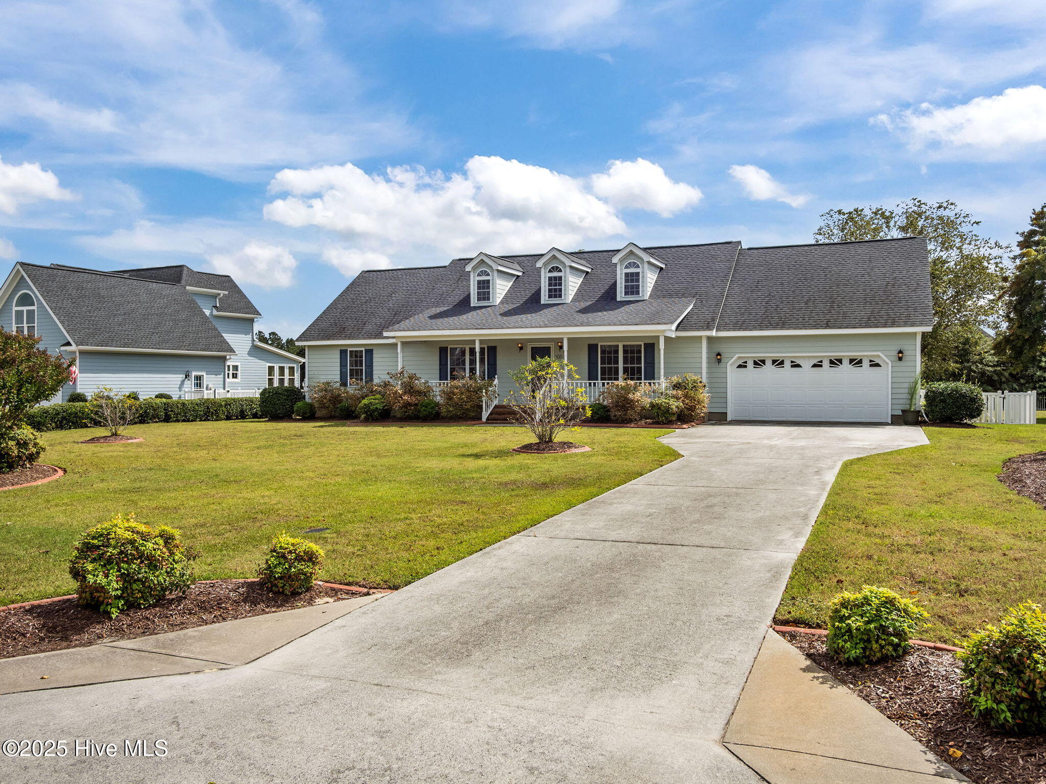 Cedar Point, North Carolina, 28584, United States, 3 Bedrooms Bedrooms, ,2 BathroomsBathrooms,Residential,For Sale,1957404