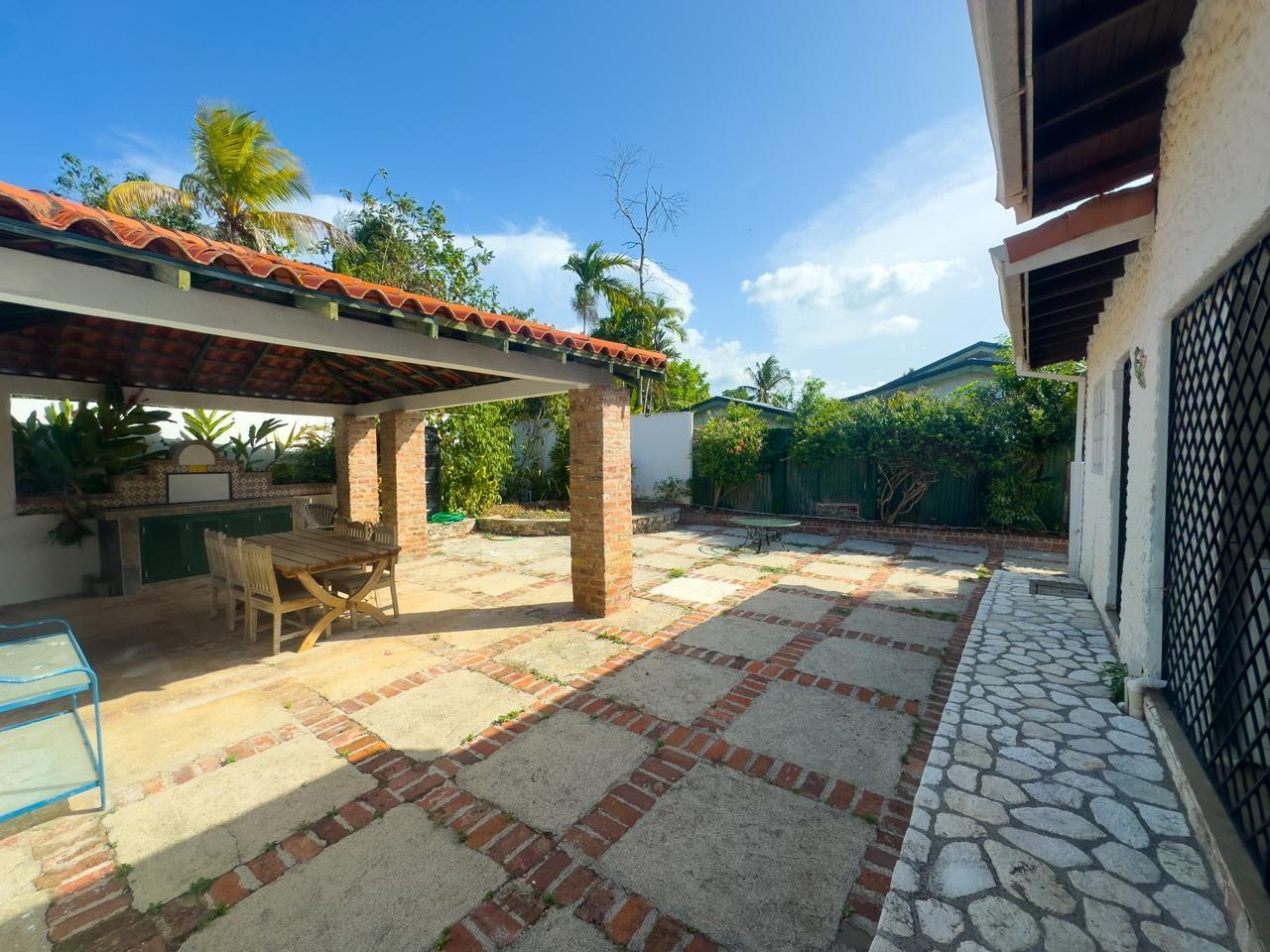 St. Ann, JM, 5 Bedrooms Bedrooms, ,3 BathroomsBathrooms,Residential,For Sale,1932933
